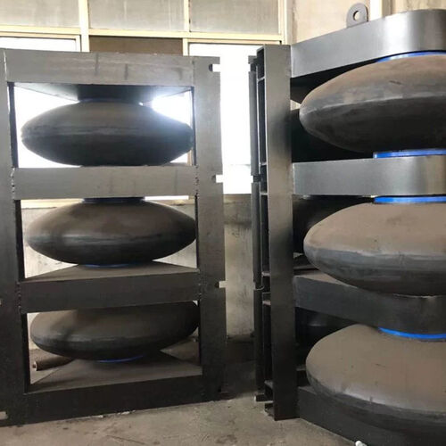 最新の会社の事例について On-site Performance of Upgraded Roller Fenders for High-frequency Berthing Operations