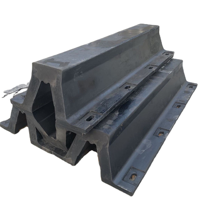 品質  V Type Super OEM Arch Rubber Fender Marine Dock Protection Fixed 工場