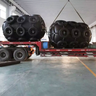 3.3x6.5M CTNのタイプ横浜ゴム製 フェンダーISO17357 PIANC2002の標準
