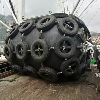 3.3x6.5M CTNのタイプ横浜ゴム製 フェンダーISO17357 PIANC2002の標準