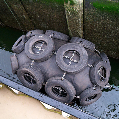 船のドッキングのための2.0*3.5Mの浮遊空気のゴム製 フェンダー50kPa 80kPa