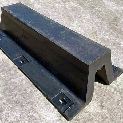 頑丈なアーチの海洋のドックのフェンダー黒い500H PIANCの標準