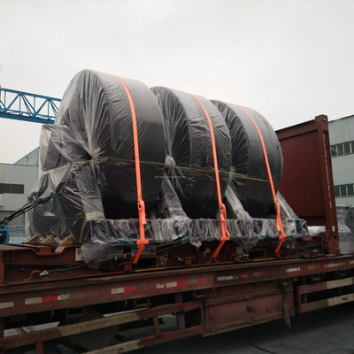 黒いゴム製固定フェンダー175kN -ドックのボートの保護のための1000kN