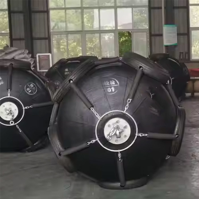 4500mm X 9000mm NR ジャンボフェンダー 優れたエネルギー吸収