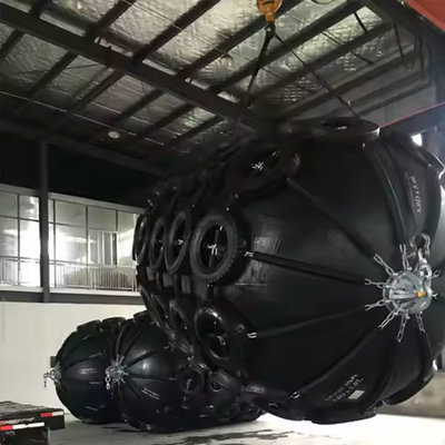 4500mm X 9000mm NR ジャンボフェンダー 優れたエネルギー吸収