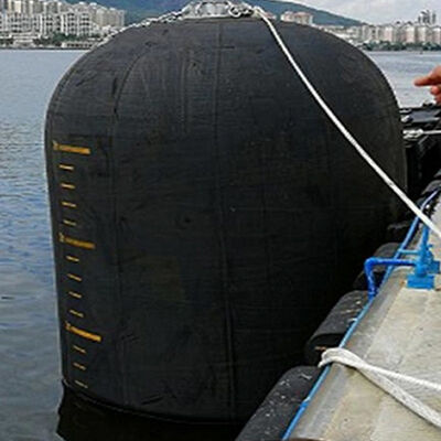 高衝撃耐性 ドックフェンダー 安定した性能 強い構造的サポート